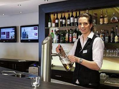 фото отеля Mercure Hotel Am Entenfang Hannover