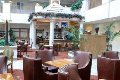 фото отеля Embassy Suites Hotel Orlando Airport