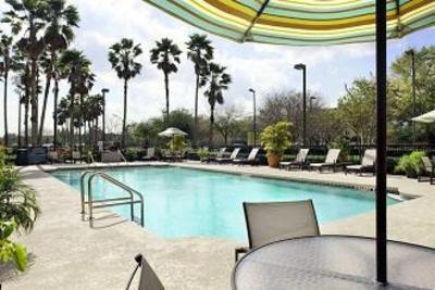 фото отеля Embassy Suites Hotel Orlando Airport