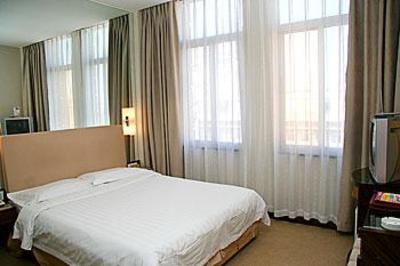 фото отеля Gem Hotel