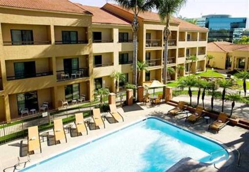 фото отеля Courtyard San Diego Sorrento Mesa La Jolla