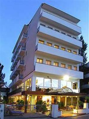 фото отеля Hotel Montecarlo Cervia