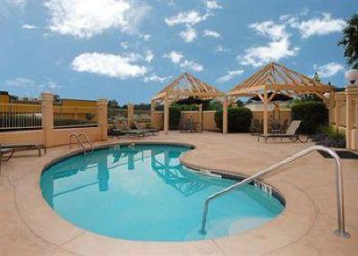 фото отеля Comfort Suites Northlake