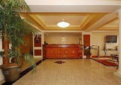 фото отеля Comfort Suites Northlake