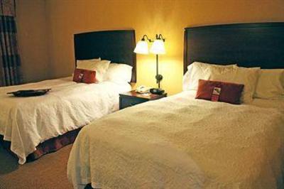 фото отеля Hampton Inn & Suites San Antonio-Airport
