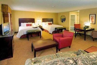 фото отеля Hampton Inn & Suites San Antonio-Airport