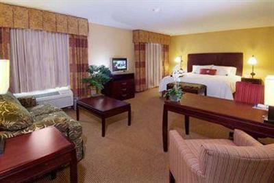фото отеля Hampton Inn & Suites San Antonio-Airport