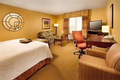 фото отеля Hampton Inn & Suites San Antonio-Airport