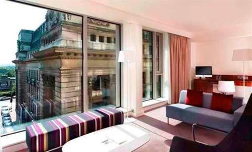 фото отеля DoubleTree by Hilton Hotel London -Tower of London