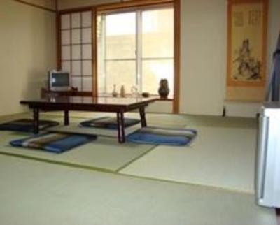 фото отеля Business Ryokan Yamabe