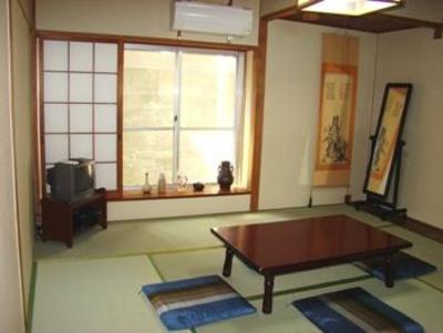 фото отеля Business Ryokan Yamabe