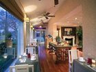 фото отеля Chateau Inn & Suites