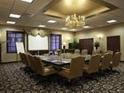 фото отеля Chateau Inn & Suites
