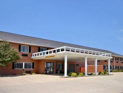 фото отеля Super 8 New Hampton