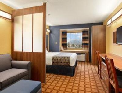 фото отеля Microtel Inn & Suites Keyser