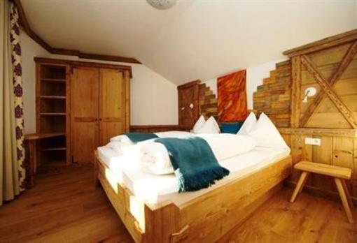 фото отеля Aparthotel Hutter