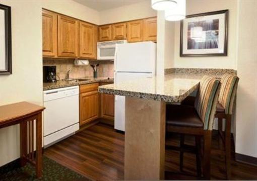 фото отеля Staybridge Suites Minneapolis Maple Grove