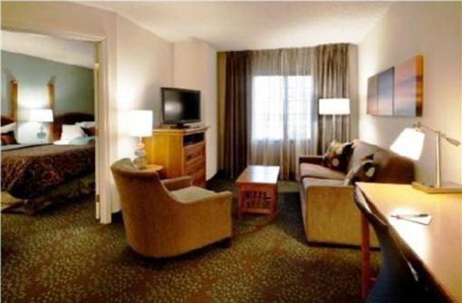 фото отеля Staybridge Suites Minneapolis Maple Grove