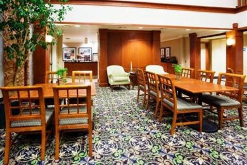 фото отеля Staybridge Suites Minneapolis Maple Grove