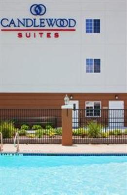 фото отеля Candlewood Suites Houston IAH / Beltway 8