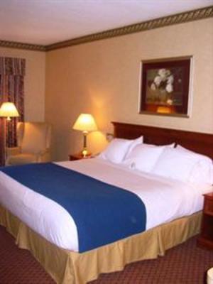 фото отеля Holiday Inn Express Hotel & Suites Warren (Ohio)