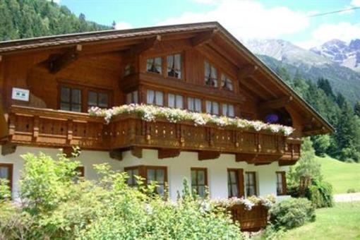 фото отеля Hotel Alpengruss Pension Sankt Leonhard im Pitztal