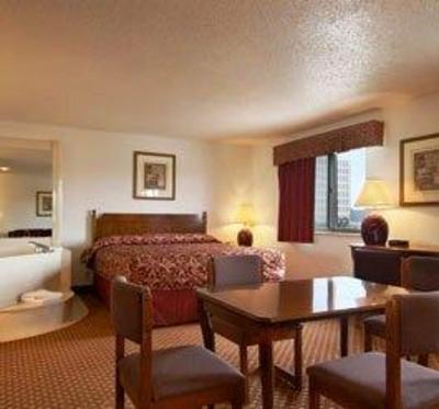 фото отеля Super 8 Taylor Detroit Area