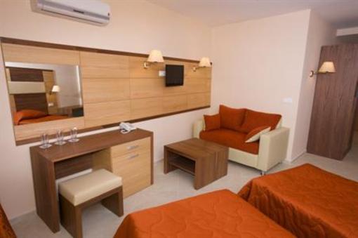 фото отеля Hotel Sea Breeze