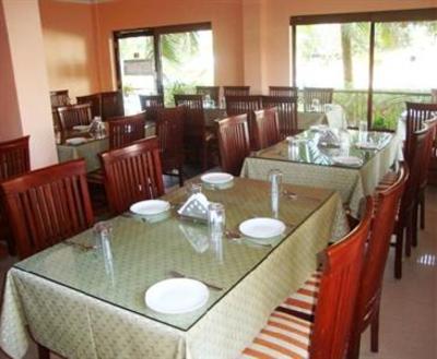 фото отеля Rockbay Hotel