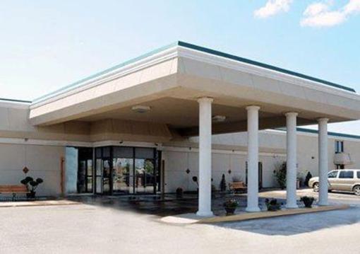 фото отеля Quality Inn & Suites Jamestown