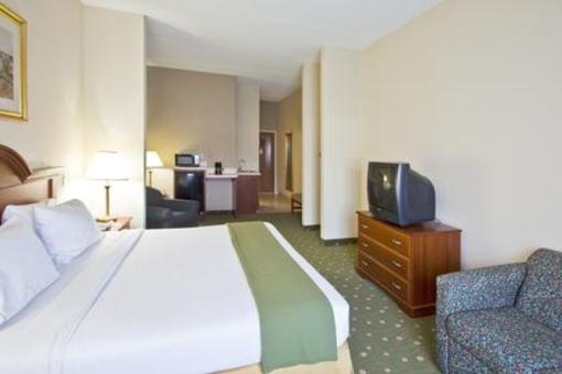 фото отеля Holiday Inn Express Hotel & Suites Live Oak