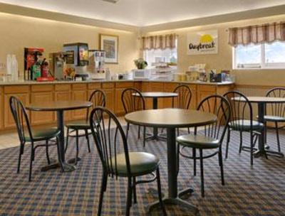 фото отеля Days Inn & Suites Dundee
