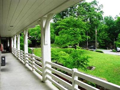 фото отеля Pine Mountain State Resort Pineville