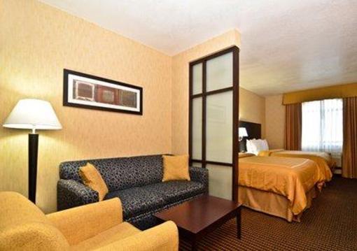 фото отеля Comfort Suites Near Industry Hills Expo Center