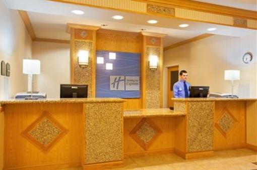фото отеля Holiday Inn Express Hotel & Suites Logansport