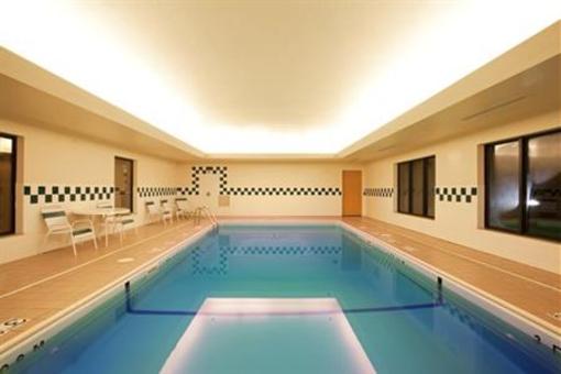 фото отеля Holiday Inn Express Hotel & Suites Logansport
