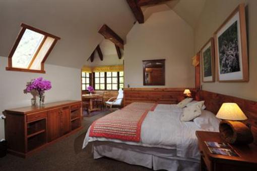 фото отеля Petrohue Hotel and Cabanas