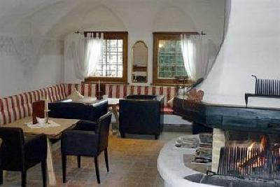 фото отеля Strasserwirt**** Herrenansitz zu Tirol