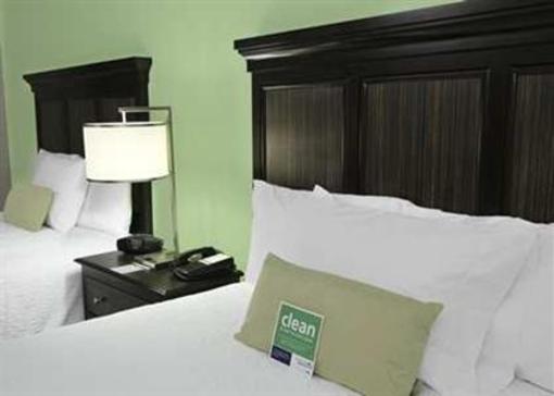 фото отеля Hampton Inn and Suites Winnie