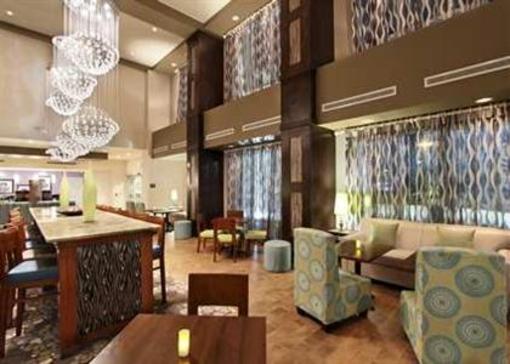 фото отеля Hampton Inn and Suites Winnie