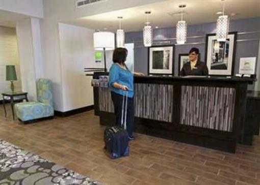 фото отеля Hampton Inn and Suites Winnie