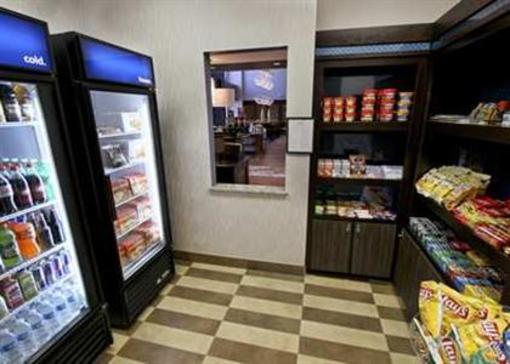 фото отеля Hampton Inn and Suites Winnie