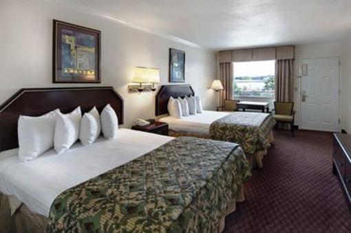 фото отеля Best Western Garden Inn San Antonio