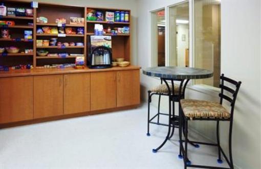 фото отеля Candlewood Suites Milwaukee North Brown Deer/Mequon