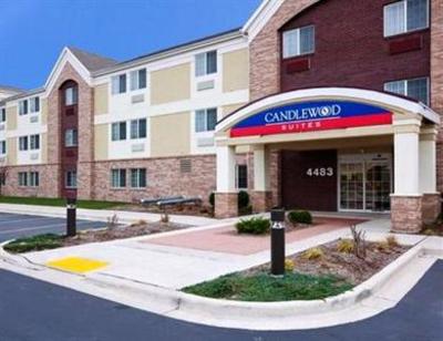 фото отеля Candlewood Suites Milwaukee North Brown Deer/Mequon
