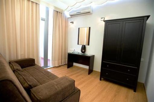 фото отеля Hotel Doña Lola Seville
