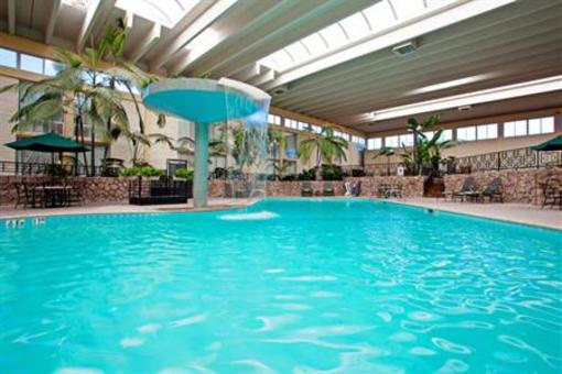 фото отеля Holiday Inn Fresno-Airport