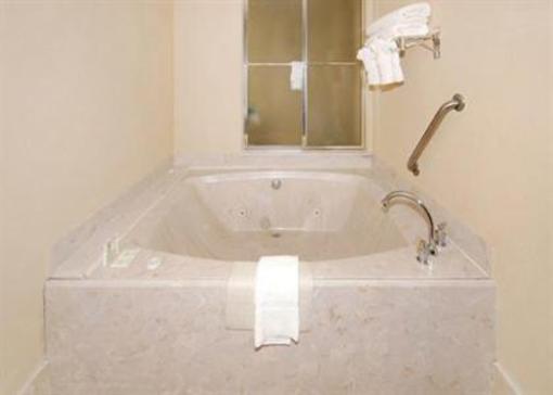 фото отеля Candlewood Suites Houston West