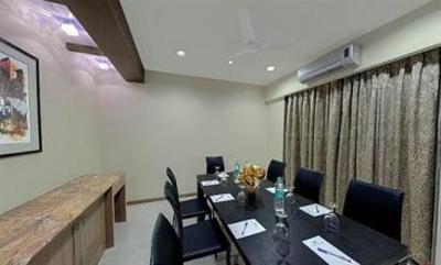 фото отеля Hotel Unicontinental Mumbai