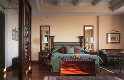 фото отеля Oberoi Cecil - Shimla